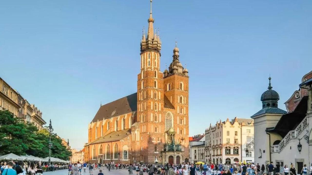 Amen Aparthotel Residence Krakow Luaran gambar