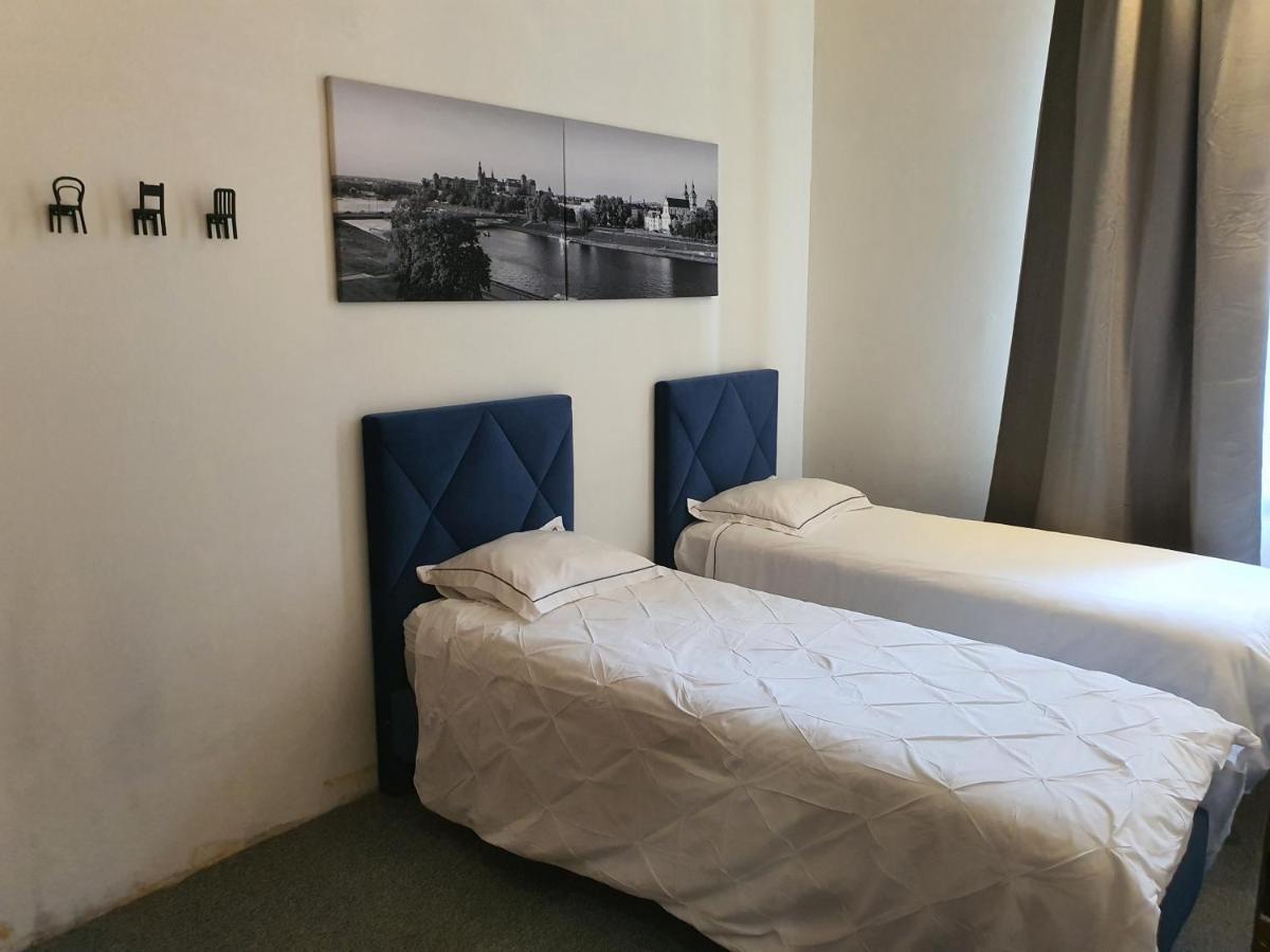 Amen Aparthotel Residence Krakow Luaran gambar