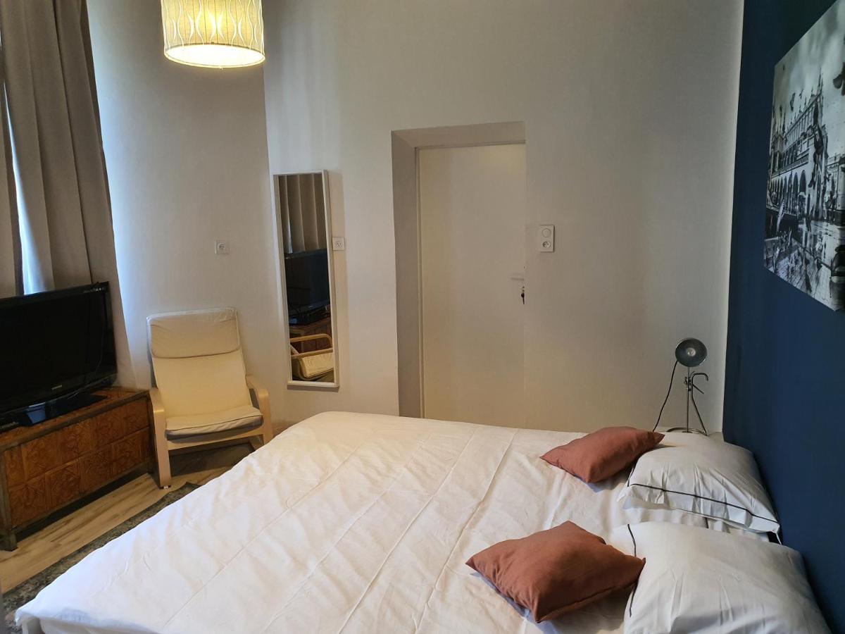 Amen Aparthotel Residence Krakow Luaran gambar