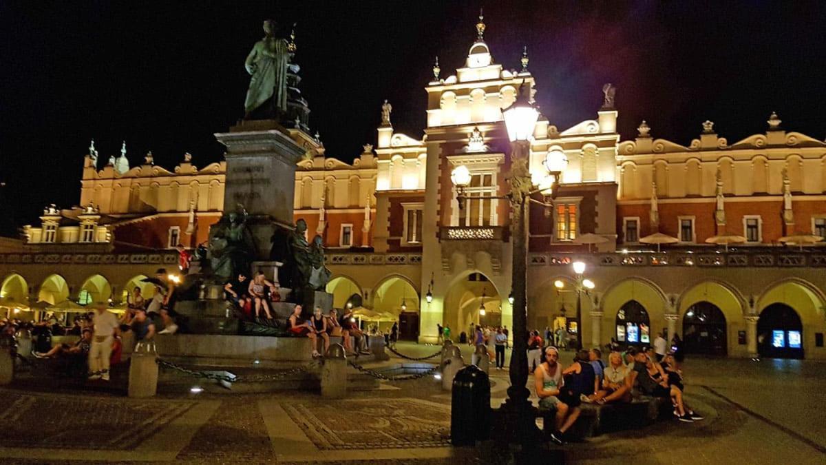 Amen Aparthotel Residence Krakow Luaran gambar