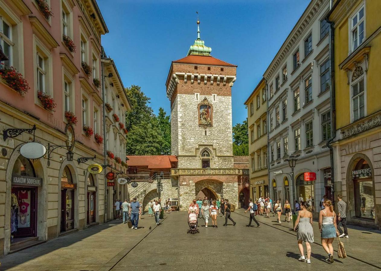 Amen Aparthotel Residence Krakow Luaran gambar